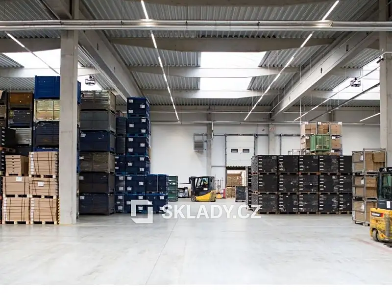 Pronájem skladového prostoru 647 m², Plzeň – náhled fotky 3