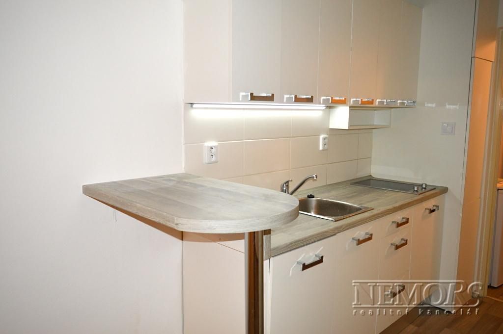 Pronájem bytu 1+kk 31 m²
