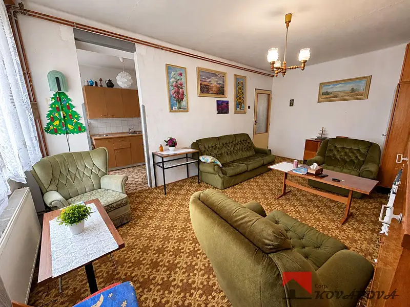 Prodej bytu 3+1 78 m², Velvary – náhled fotky 2