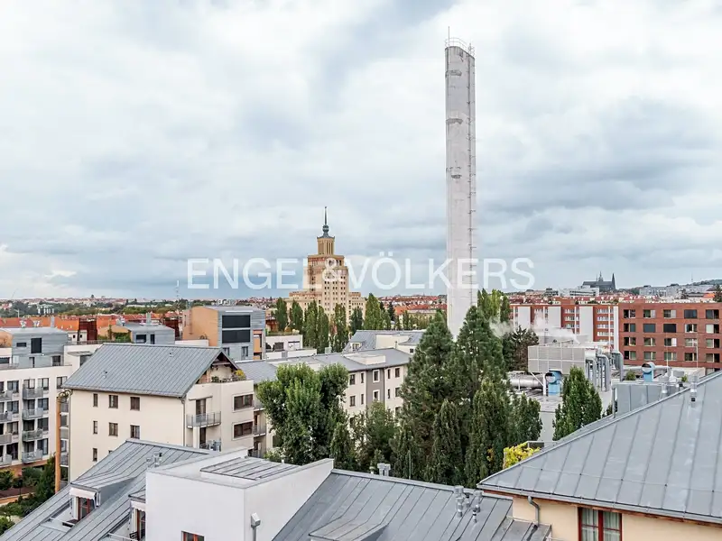 Pronájem bytu 4+1 120 m², Praha – náhled fotky 1