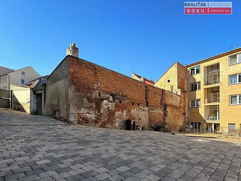 Prodej památky 606 m², pozemek 489 m², Kroměříž – náhled fotky 2