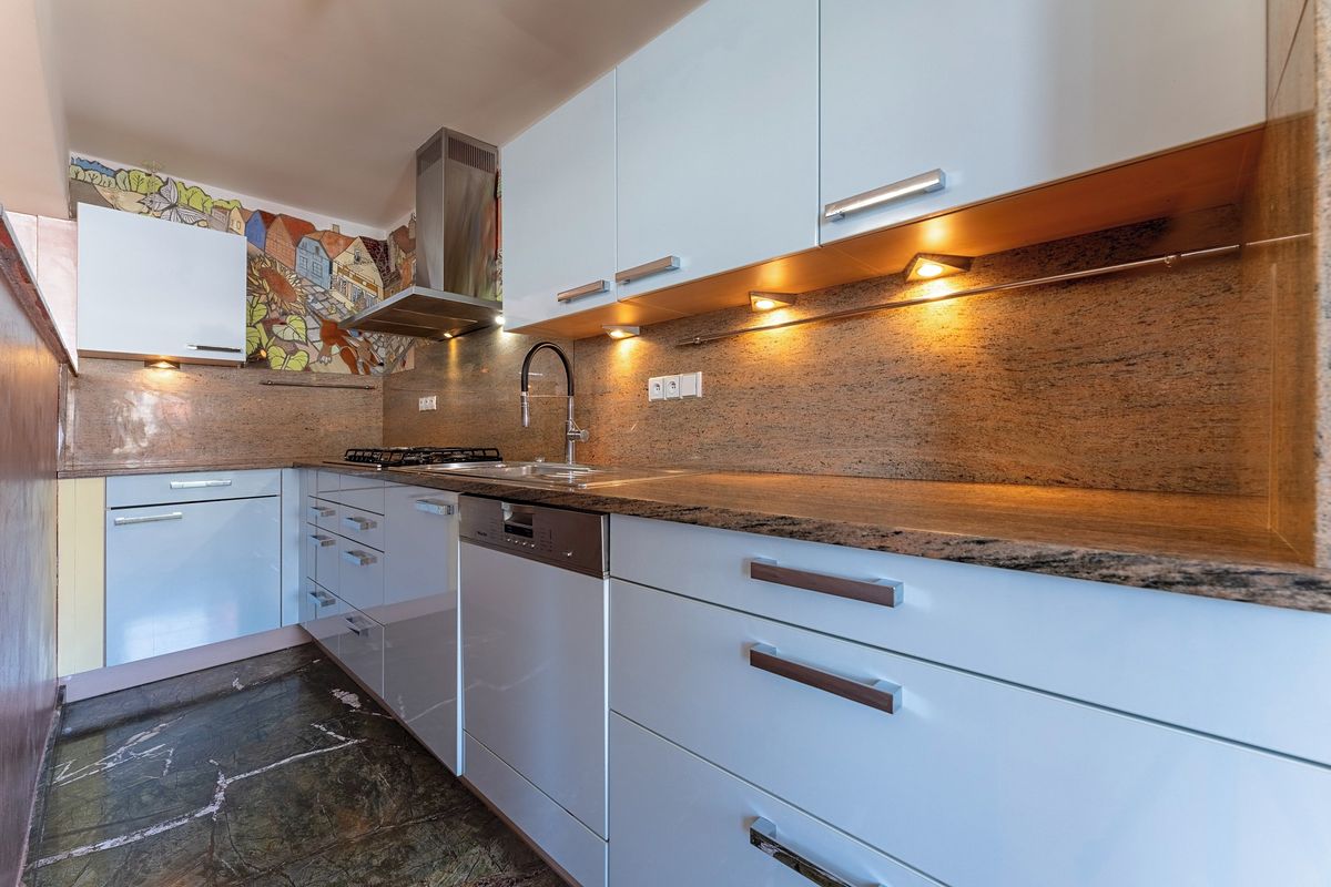 Prodej bytu 3+kk 72 m², Praha – fotka 1 z 3