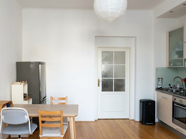 Pronájem bytu 2+kk, 47 m² (1 z 10)