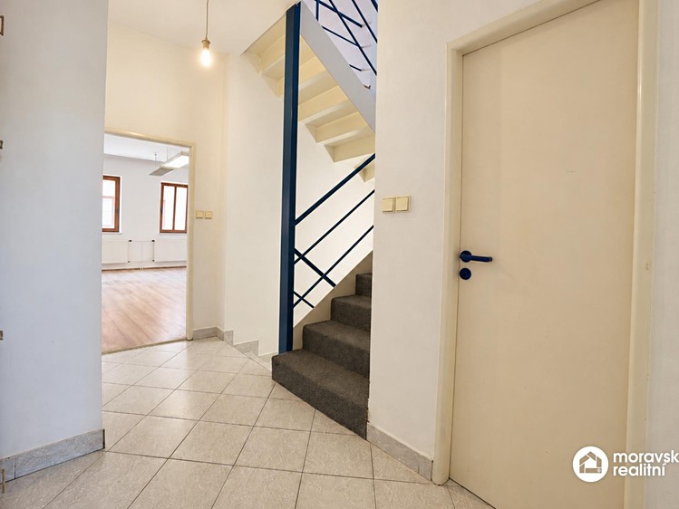 Комерційне приміщення в оренду, 100 м² (14 з 17)