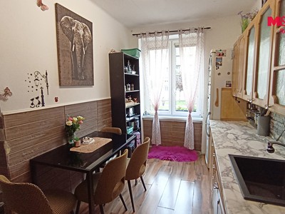 Prodej bytu 3+1, 79 m² (2 z 12)
