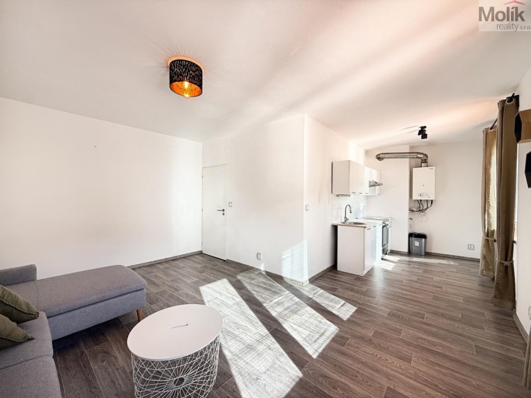 Квартира 2+1 на продаж, 50 м² (3 з 19)