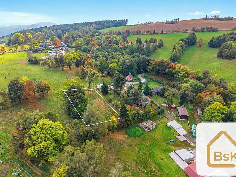 Prodej stavebního pozemku 1500 m², Pulečný – náhled fotky 1
