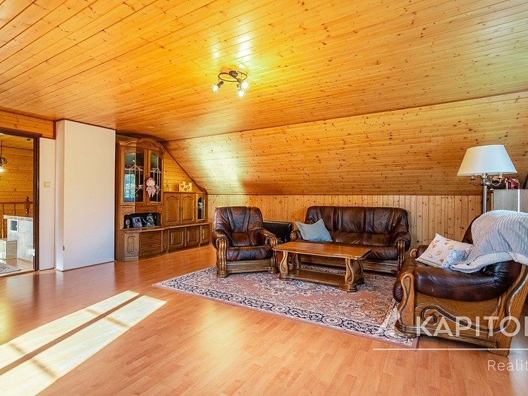 Prodej domu, 299 m² (60 z 89)