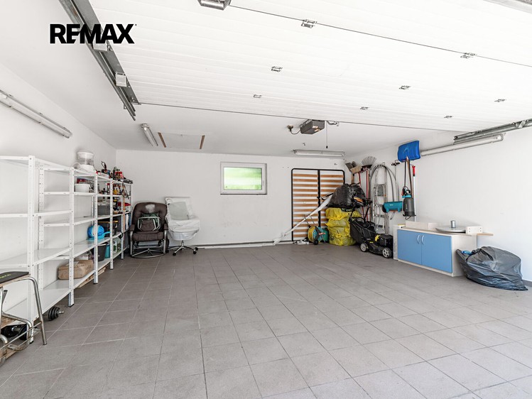 Haus zur Miete, 280 m² (50 von 72)