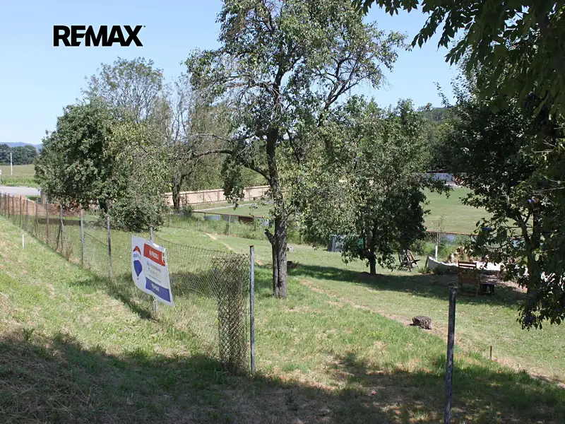 Prodej stavebního pozemku 490 m², Mysločovice – náhled fotky 1