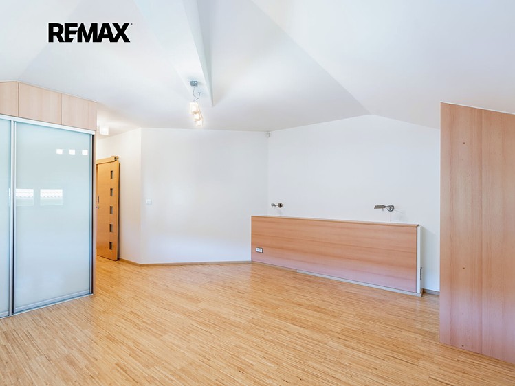 Haus zum Kauf, 241 m² (29 von 40)