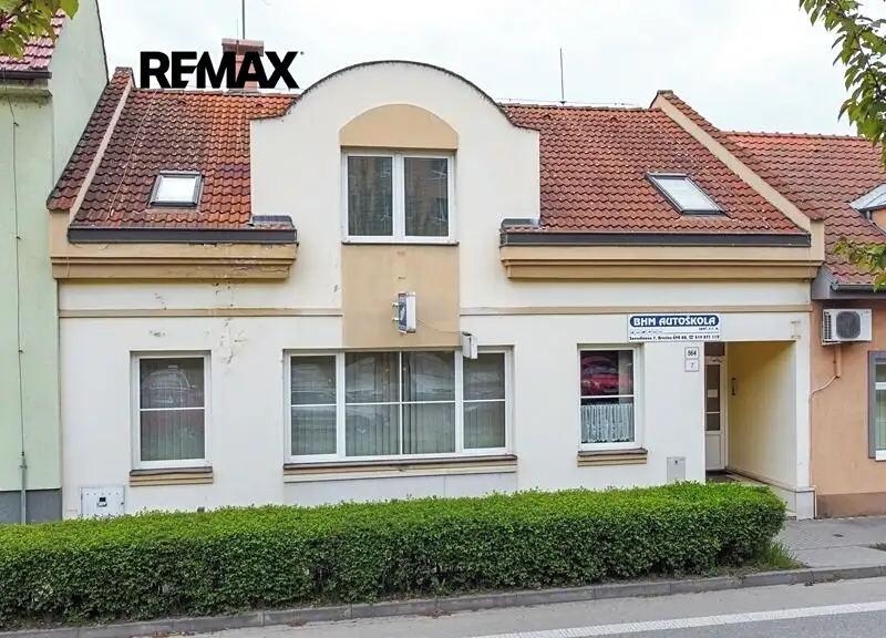 Prodej kanceláře 320 m², Břeclav – náhled fotky 1