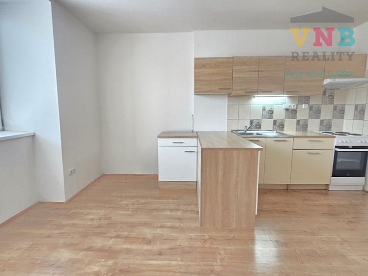 Квартира 2+kk в оренду, 32 м² (3 з 10)