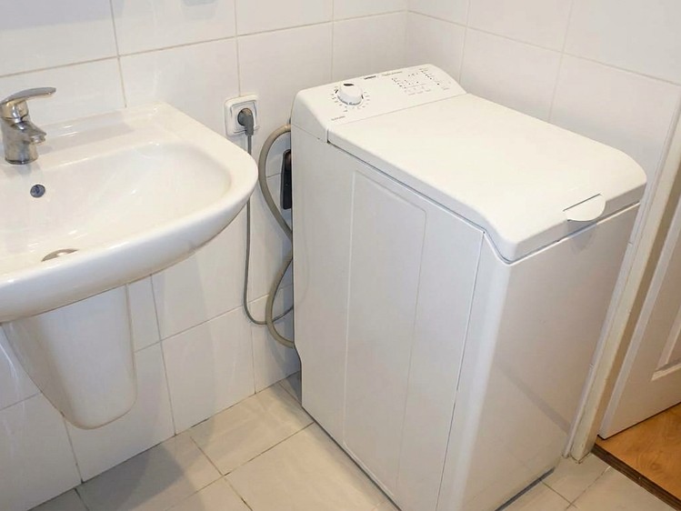 Pronájem bytu 2+kk, 47 m² (7 z 10)