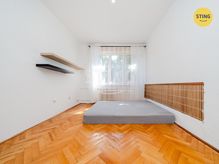 Квартира 1+1 на продаж, 37 м² (2 з 14)