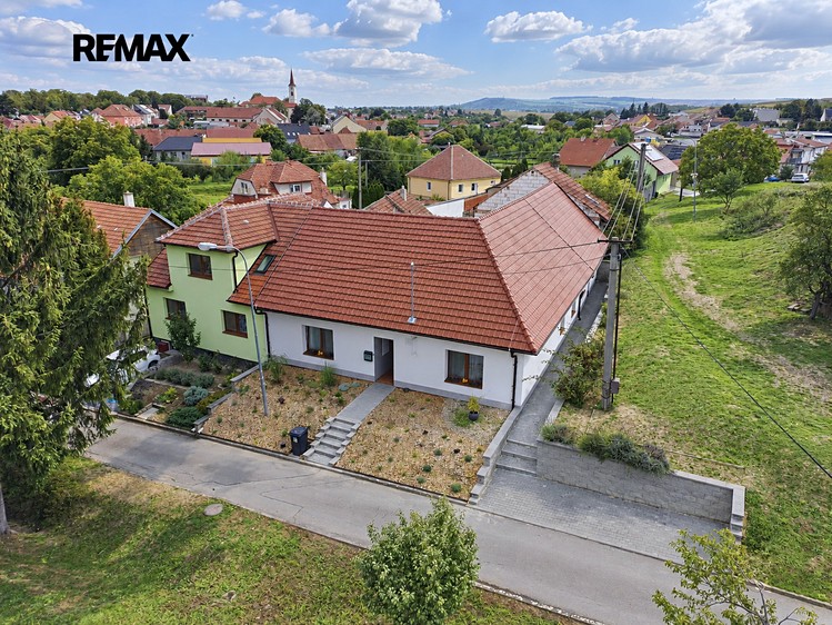 Haus zum Kauf, 159 m² (1 von 40)