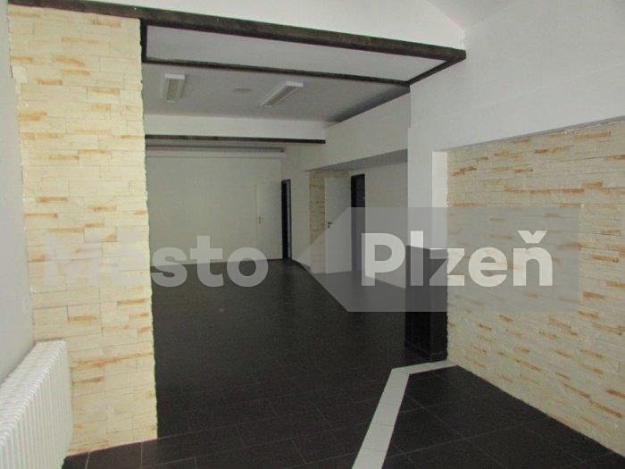 Комерційне приміщення в оренду, 143 м² (5 з 11)