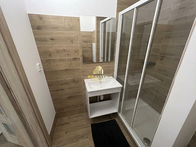 Prodej bytu 1+kk, 21 m² (6 z 10)