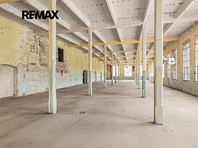 Комерційне приміщення на продаж, 15 800 м² (3 з 10)