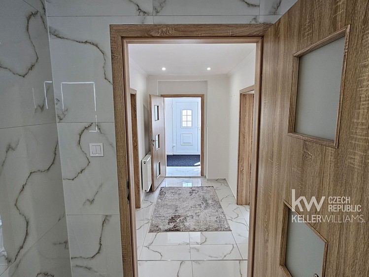 Prodej domu, 93 m² (13 z 19)