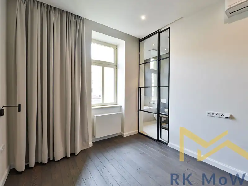 Pronájem bytu 4+kk 137 m², Praha – náhled fotky 2