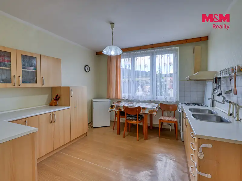 Prodej rodinného domu 144 m², pozemek 862 m², Kdyně – náhled fotky 3