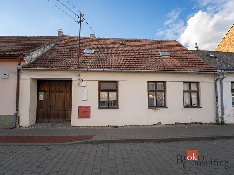 Prodej rodinného domu 150 m², pozemek 922 m², Hustopeče – náhled fotky 3