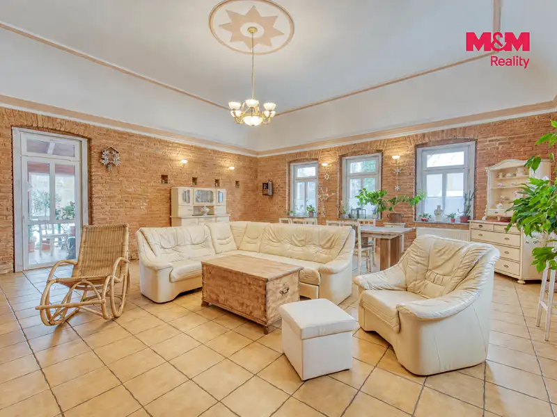Prodej rodinného domu 433 m², pozemek 3735 m², Přimda – náhled fotky 3