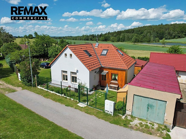 Haus zum Kauf, 100 m² (1 von 34)