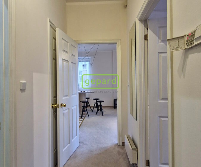 Pronájem bytu 2+kk, 46 m² (12 z 19)