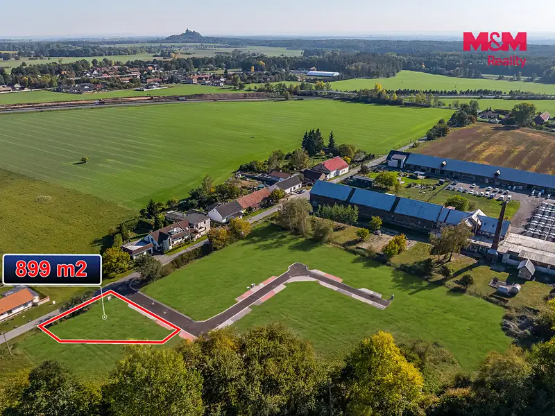 Prodej stavebního pozemku 899 m², Hrobice – náhled fotky 3