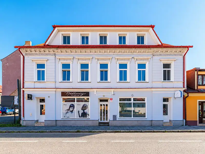 Prodej vily 489 m², pozemek 332 m², České Budějovice – náhled fotky 1