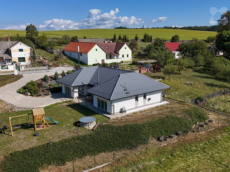 Будинок на продаж, 201 м² (3 з 50)