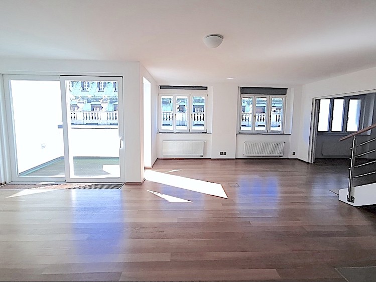 Gewerbefläche zur Miete, 201 m² (2 von 11)