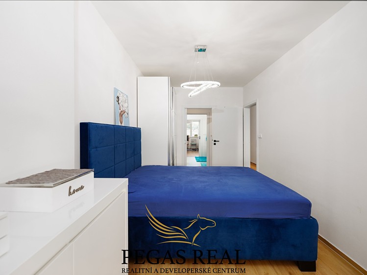 Prodej bytu 3+kk, 85 m² (7 z 18)