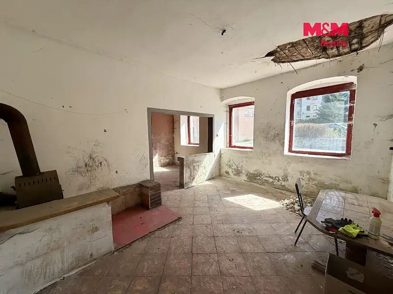 Prodej rodinného domu 235 m², pozemek 266 m², Staré Město – náhled fotky 3