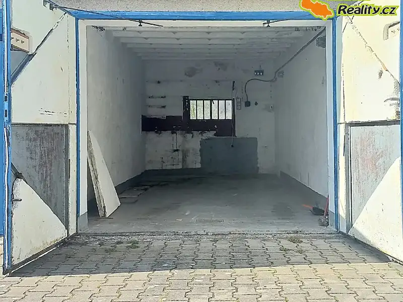 Pronájem garáže 21 m², Ostrava – náhled fotky 1