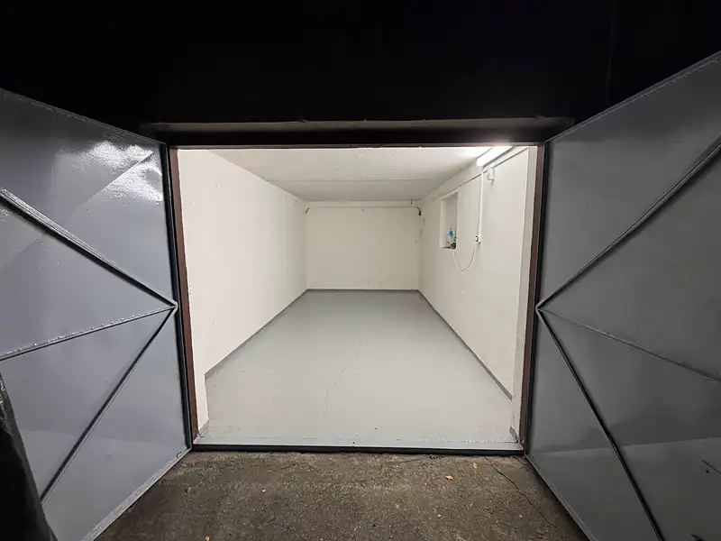 Pronájem garáže 18 m², Ostrava – náhled fotky 1