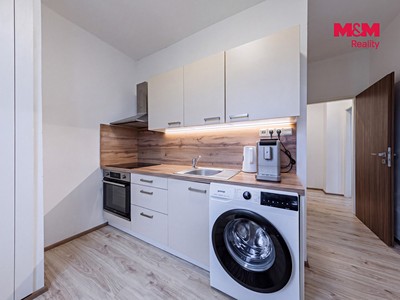 Prodej bytu 2+1, 53 m² (2 z 10)