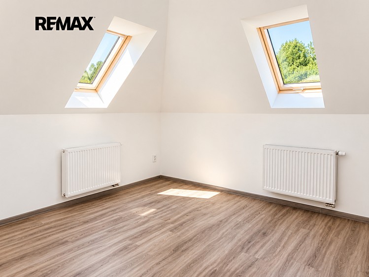Pronájem bytu 3+kk, 74 m² (7 z 18)