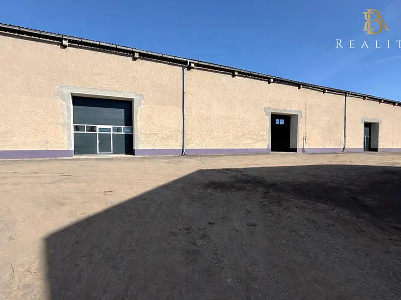 Prodej skladového prostoru 890 m², Bruntál – náhled fotky 1