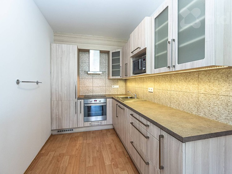 Pronájem bytu 2+kk, 61 m² (5 z 16)