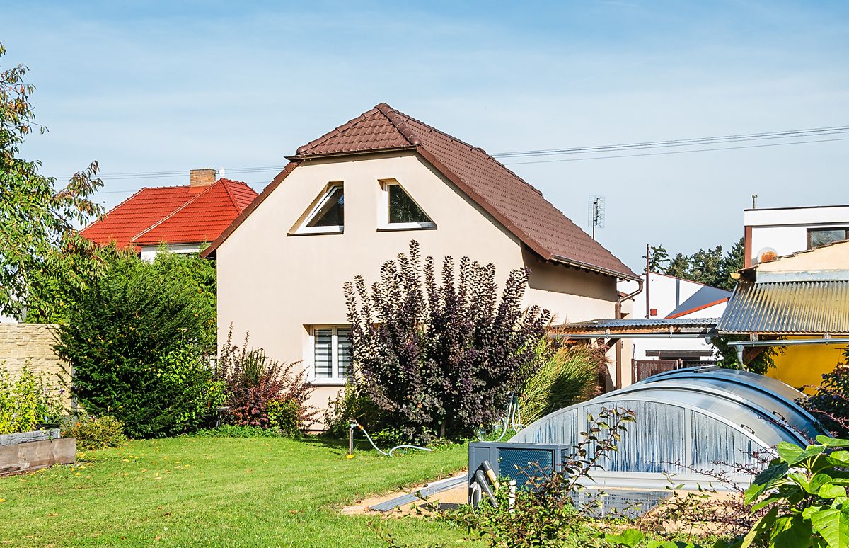 Prodej rodinného domu 93 m², pozemek 539 m², Červené Pečky – fotka 1 z 3