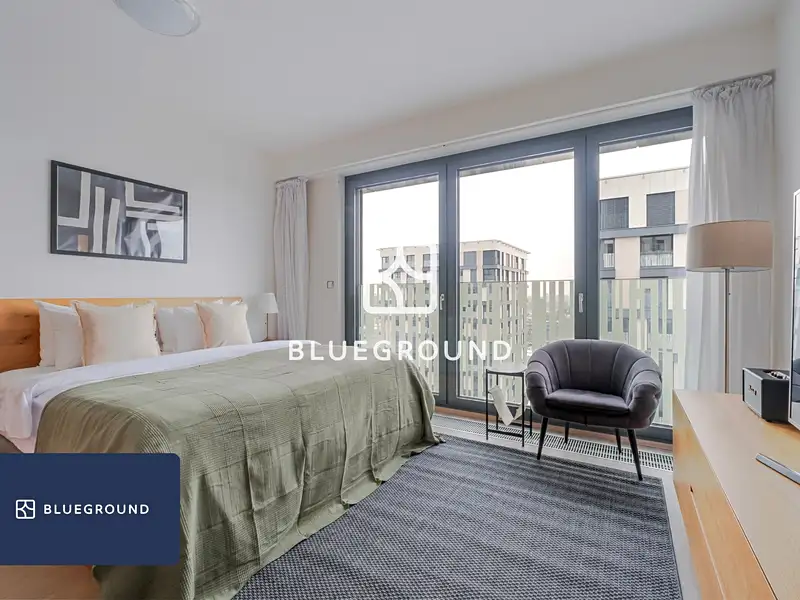 Pronájem bytu 1+kk 35 m², Praha – náhled fotky 1