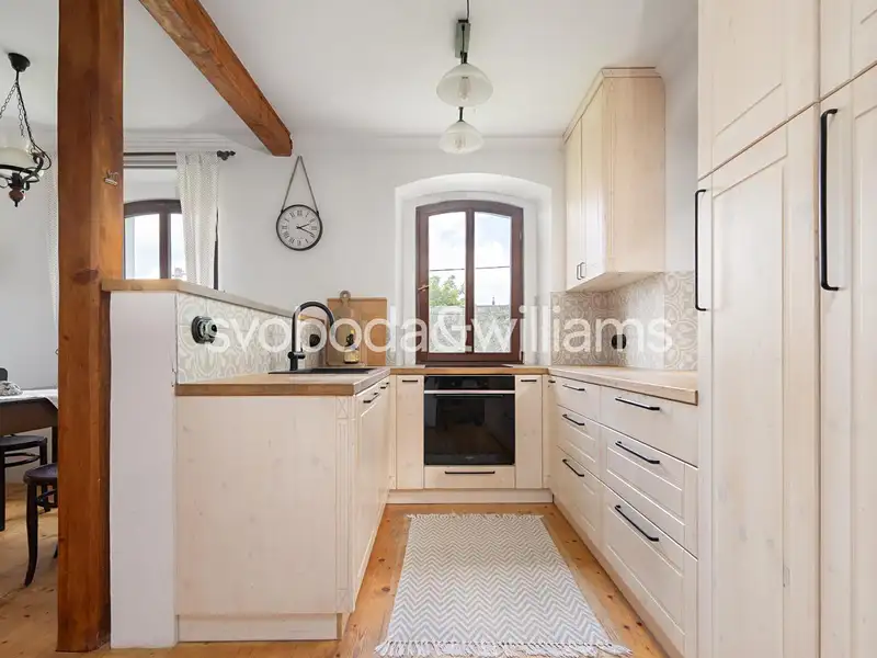 Prodej rodinného domu 350 m², pozemek 13233 m², Hlinsko – náhled fotky 3