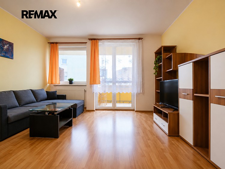 Pronájem bytu 2+kk, 70 m² (6 z 17)