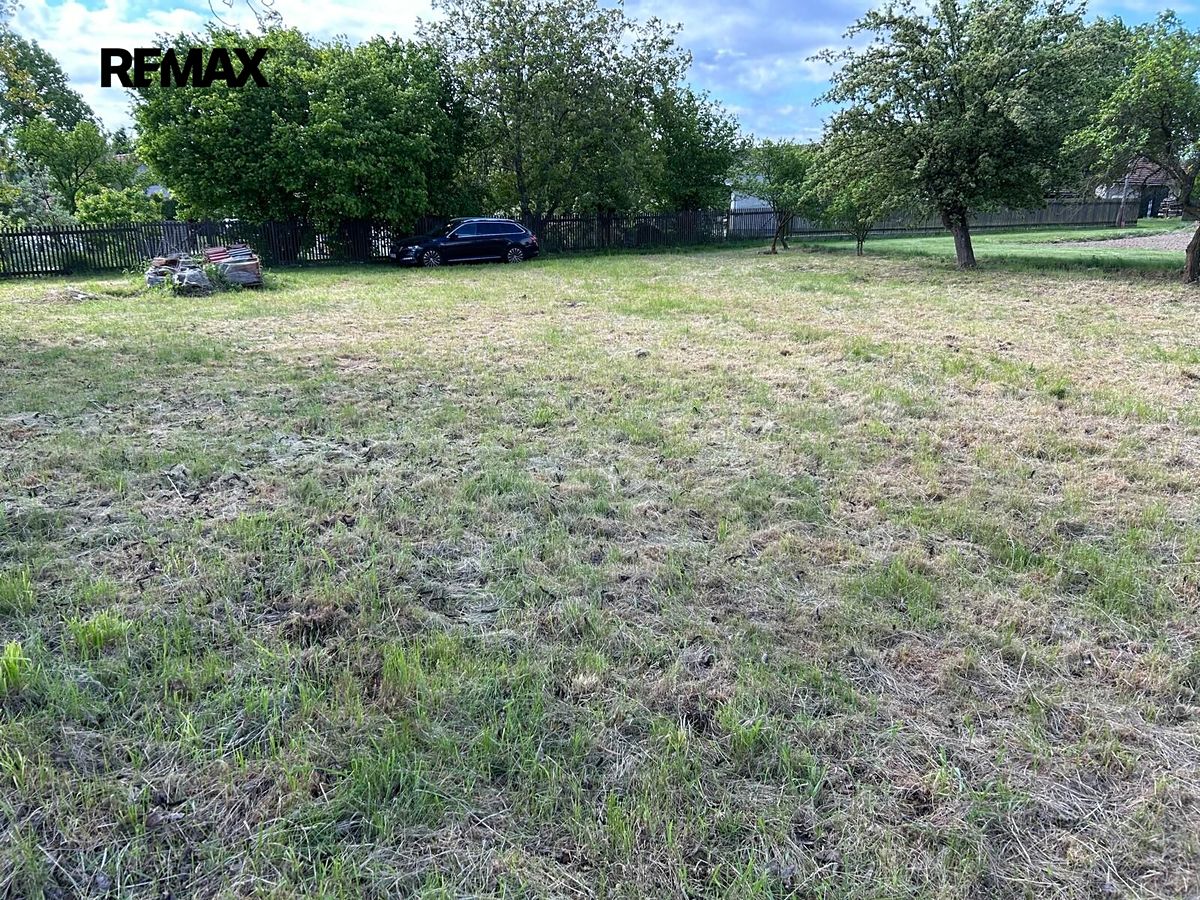 Prodej stavebního pozemku 666 m², Chlístovice – fotka 1 z 3