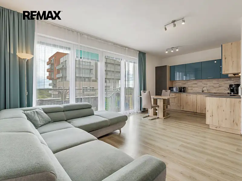 Prodej bytu 3+kk 81 m², Praha – náhled fotky 2