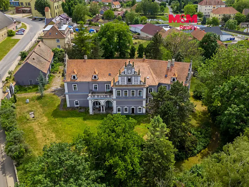 Prodej památky 1075 m², pozemek 7254 m², Mšené-lázně – náhled fotky 1