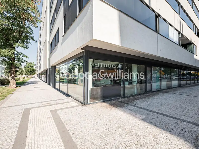 Prodej obchodního prostoru 173 m², Praha – náhled fotky 1